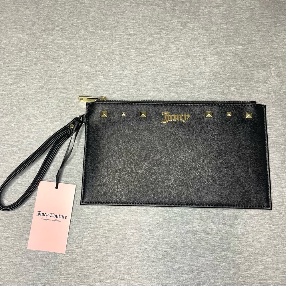 Juicy Couture Wristlet! 😍